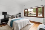 https://images.listonce.com.au/custom/160x/listings/12-myrniong-street-glen-iris-vic-3146/388/01938388_img_05.jpg?twhLQb51XO8