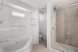 https://images.listonce.com.au/custom/160x/listings/12-myrtle-drive-maidstone-vic-3012/386/01815386_img_06.jpg?u9WG9otOpWw