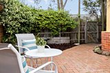 https://images.listonce.com.au/custom/160x/listings/12-neville-street-box-hill-south-vic-3128/685/01684685_img_08.jpg?V-wBxLvCAf8
