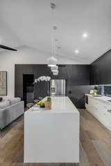 https://images.listonce.com.au/custom/160x/listings/12-oshannessy-street-nunawading-vic-3131/802/01369802_img_08.jpg?ficUfb2WCkM