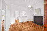 https://images.listonce.com.au/custom/160x/listings/12-parker-street-castlemaine-vic-3450/891/01577891_img_03.jpg?0AKDTKcF_qI