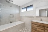 https://images.listonce.com.au/custom/160x/listings/12-parkview-court-lalor-vic-3075/279/01692279_img_03.jpg?JO7kc05D53s