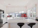 https://images.listonce.com.au/custom/160x/listings/12-peppermint-court-doncaster-east-vic-3109/652/01736652_img_04.jpg?6JjAcN37T_c