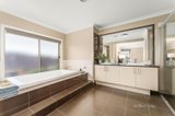 https://images.listonce.com.au/custom/160x/listings/12-peppertree-court-alfredton-vic-3350/506/01723506_img_17.jpg?2nJZyyFvhoE