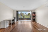 https://images.listonce.com.au/custom/160x/listings/12-pier-lane-maribyrnong-vic-3032/501/01836501_img_06.jpg?T9jqjkxrZ4A