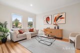 https://images.listonce.com.au/custom/160x/listings/12-pine-way-doncaster-east-vic-3109/960/01890960_img_02.jpg?oiDh4o4Rf04