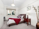 https://images.listonce.com.au/custom/160x/listings/12-poets-grove-elwood-vic-3184/274/01794274_img_05.jpg?sSm1po0x9do