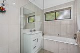 https://images.listonce.com.au/custom/160x/listings/12-racecourse-road-trentham-vic-3458/612/00566612_img_13.jpg?r_o-iONaiF0