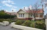 https://images.listonce.com.au/custom/160x/listings/12-raglan-street-north-ballarat-central-vic-3350/003/01576003_img_02.jpg?gHS6k3xbm1Y