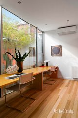 https://images.listonce.com.au/custom/160x/listings/12-reed-street-albert-park-vic-3206/049/01853049_img_17.jpg?tU2TuuzV2Js