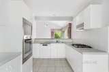 https://images.listonce.com.au/custom/160x/listings/12-renwick-street-glen-iris-vic-3146/141/01196141_img_03.jpg?-fYo7sw-XCE