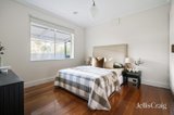 https://images.listonce.com.au/custom/160x/listings/12-research-warrandyte-road-research-vic-3095/917/01779917_img_09.jpg?aOPBdus2qlI