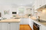 https://images.listonce.com.au/custom/160x/listings/12-rimington-avenue-kew-vic-3101/631/01902631_img_03.jpg?QluO3iE9WMg