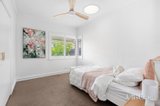 https://images.listonce.com.au/custom/160x/listings/12-river-street-newport-vic-3015/634/01820634_img_10.jpg?Y_A1eYjtNsA