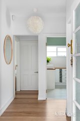 https://images.listonce.com.au/custom/160x/listings/12-river-street-newport-vic-3015/634/01820634_img_12.jpg?315Of5C0fsw