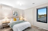 https://images.listonce.com.au/custom/160x/listings/12-salisbury-court-glen-waverley-vic-3150/797/01907797_img_10.jpg?swkOwRcYplg