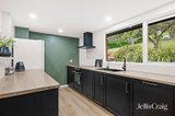 https://images.listonce.com.au/custom/160x/listings/12-steel-street-healesville-vic-3777/555/01982555_img_06.jpg?mzl4XlnMB4k