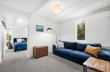 https://images.listonce.com.au/custom/160x/listings/12-steel-street-healesville-vic-3777/555/01982555_img_07.jpg?LA50AOuVABo