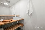 https://images.listonce.com.au/custom/160x/listings/12-steel-street-healesville-vic-3777/555/01982555_img_13.jpg?H9yrPwQIZ8E