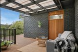 https://images.listonce.com.au/custom/160x/listings/12-steel-street-healesville-vic-3777/555/01982555_img_15.jpg?GKYk3-OyVpY