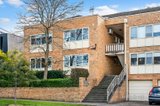 https://images.listonce.com.au/custom/160x/listings/12-stevenson-street-kew-vic-3101/630/01561630_img_01.jpg?u0VRUg9oNGQ