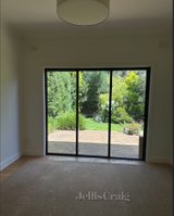 https://images.listonce.com.au/custom/160x/listings/12-sumner-street-brunswick-east-vic-3057/972/01701972_img_03.jpg?6od6AEpsYds
