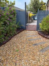 https://images.listonce.com.au/custom/160x/listings/12-tasman-court-torquay-vic-3228/585/01681585_img_12.jpg?h8qjnFli_tc
