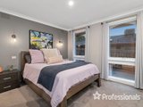 https://images.listonce.com.au/custom/160x/listings/12-the-boulevard-montrose-vic-3765/769/01525769_img_09.jpg?1-x3EW9uo9E