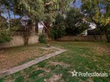 https://images.listonce.com.au/custom/160x/listings/12-the-boulevard-montrose-vic-3765/769/01525769_img_15.jpg?WPmWd1mb0dc