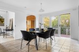 https://images.listonce.com.au/custom/160x/listings/12-treetops-close-eltham-vic-3095/736/01884736_img_05.jpg?hKoMxaicYgo