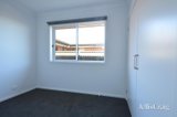 https://images.listonce.com.au/custom/160x/listings/12-tunbridge-street-lucas-vic-3350/646/01936646_img_05.jpg?S4mw5aNcWy0