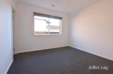 https://images.listonce.com.au/custom/160x/listings/12-tunbridge-street-lucas-vic-3350/646/01936646_img_07.jpg?6JwxGKuxZis