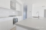 https://images.listonce.com.au/custom/160x/listings/12-tunbridge-street-lucas-vic-3350/646/01936646_img_09.jpg?tK7za7yeE5o