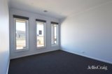 https://images.listonce.com.au/custom/160x/listings/12-tunbridge-street-lucas-vic-3350/646/01936646_img_13.jpg?5HJQdCHkTKo