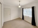 https://images.listonce.com.au/custom/160x/listings/12-upper-skene-street-newtown-vic-3220/322/01816322_img_04.jpg?glJAv9wbgVE