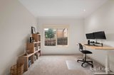 https://images.listonce.com.au/custom/160x/listings/12-valley-park-drive-mooroolbark-vic-3138/475/01927475_img_17.jpg?nsJ7QFnT1V0