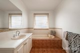 https://images.listonce.com.au/custom/160x/listings/12-valley-park-drive-mooroolbark-vic-3138/475/01927475_img_18.jpg?i5iUZdYyJQg