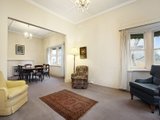 https://images.listonce.com.au/custom/160x/listings/12-view-street-hawthorn-vic-3122/807/01684807_img_03.jpg?TaPMn06MGzA