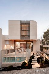 https://images.listonce.com.au/custom/160x/listings/12-wales-street-northcote-vic-3070/668/01751668_img_11.jpg?efY4q-PFxYI