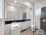 https://images.listonce.com.au/custom/160x/listings/12-walker-street-moonee-ponds-vic-3039/517/01635517_img_08.jpg?6geJNQDQT_s