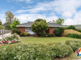 https://images.listonce.com.au/custom/160x/listings/12-wandana-street-mooroolbark-vic-3138/692/01524692_img_02.jpg?dmCkK98HKO0