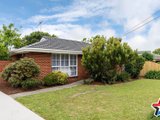 https://images.listonce.com.au/custom/160x/listings/12-wandana-street-mooroolbark-vic-3138/692/01524692_img_19.jpg?swOTWl3eu-Y