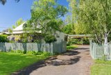 https://images.listonce.com.au/custom/160x/listings/12-warren-street-kyneton-vic-3444/807/01858807_img_37.jpg?wc6SIbzzrUo