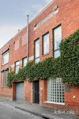 https://images.listonce.com.au/custom/160x/listings/12-waterloo-place-richmond-vic-3121/693/01773693_img_19.jpg?YlDt29QC_bk