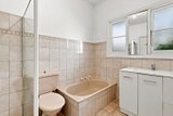 https://images.listonce.com.au/custom/160x/listings/12-wavell-street-bentleigh-vic-3204/425/01967425_img_05.jpg?Gk1Xjo4RzV0