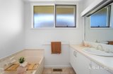 https://images.listonce.com.au/custom/160x/listings/12-wayne-court-heathmont-vic-3135/969/01985969_img_12.jpg?mLTcF2-f0Qg