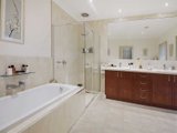 https://images.listonce.com.au/custom/160x/listings/12-willowfield-court-highton-vic-3216/568/01699568_img_11.jpg?BlIpWFAH56g