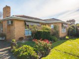 https://images.listonce.com.au/custom/160x/listings/12-wordsworth-street-mooroolbark-vic-3138/535/01524535_img_02.jpg?Pvl6b2oDVYI