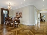 https://images.listonce.com.au/custom/160x/listings/120-belmore-road-balwyn-vic-3103/117/01684117_img_05.jpg?UjViu7WldG0