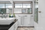 https://images.listonce.com.au/custom/160x/listings/120-birkenhead-drive-kilsyth-vic-3137/476/01752476_img_12.jpg?Nr2BChVG1po